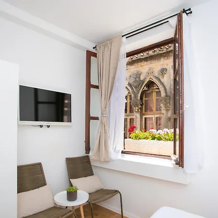 Apartment Stafileo Palace *