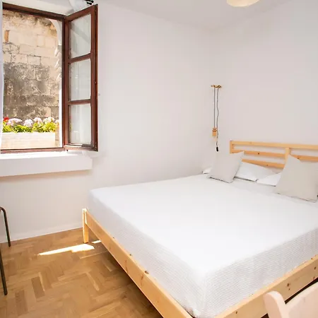 Stafileo Palace Apartment