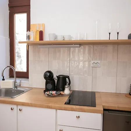 Stafileo Palace * تروغير