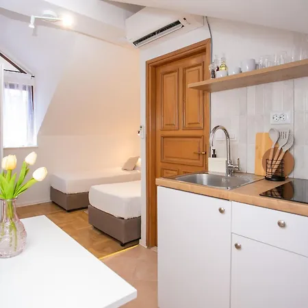 Stafileo Palace Apartment Trogir
