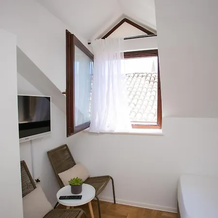 Stafileo Palace شقة
