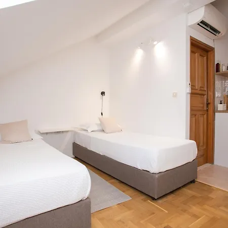 Stafileo Palace Apartment